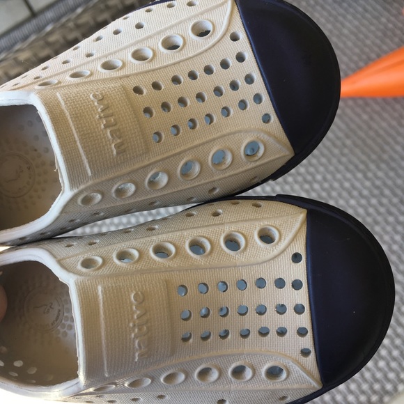 Native shoes - Picture 4 of 6